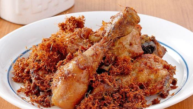 9 Jenis Makanan Khas Padang yang Terkenal Pedas